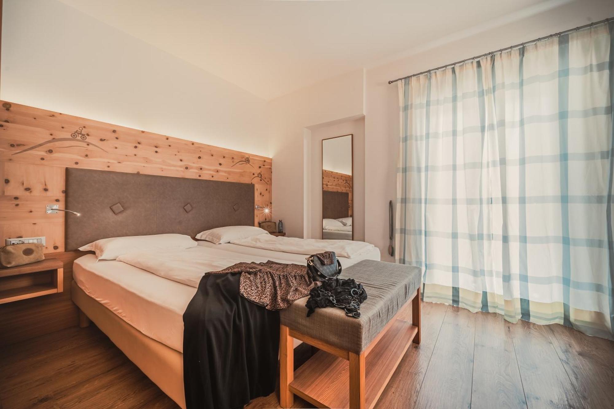 Cristallo Sport & Wellness Hotel Levico Terme Chambre photo