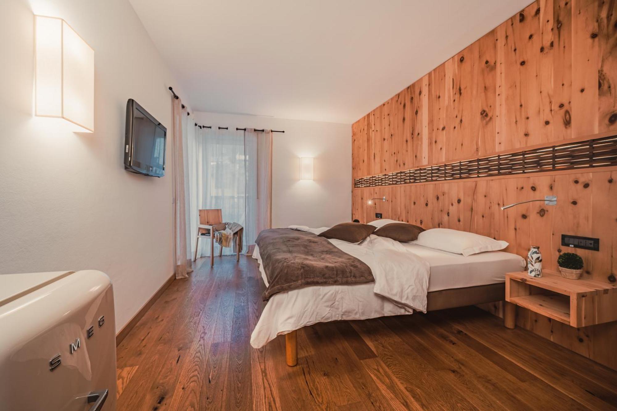 Cristallo Sport & Wellness Hotel Levico Terme Extérieur photo