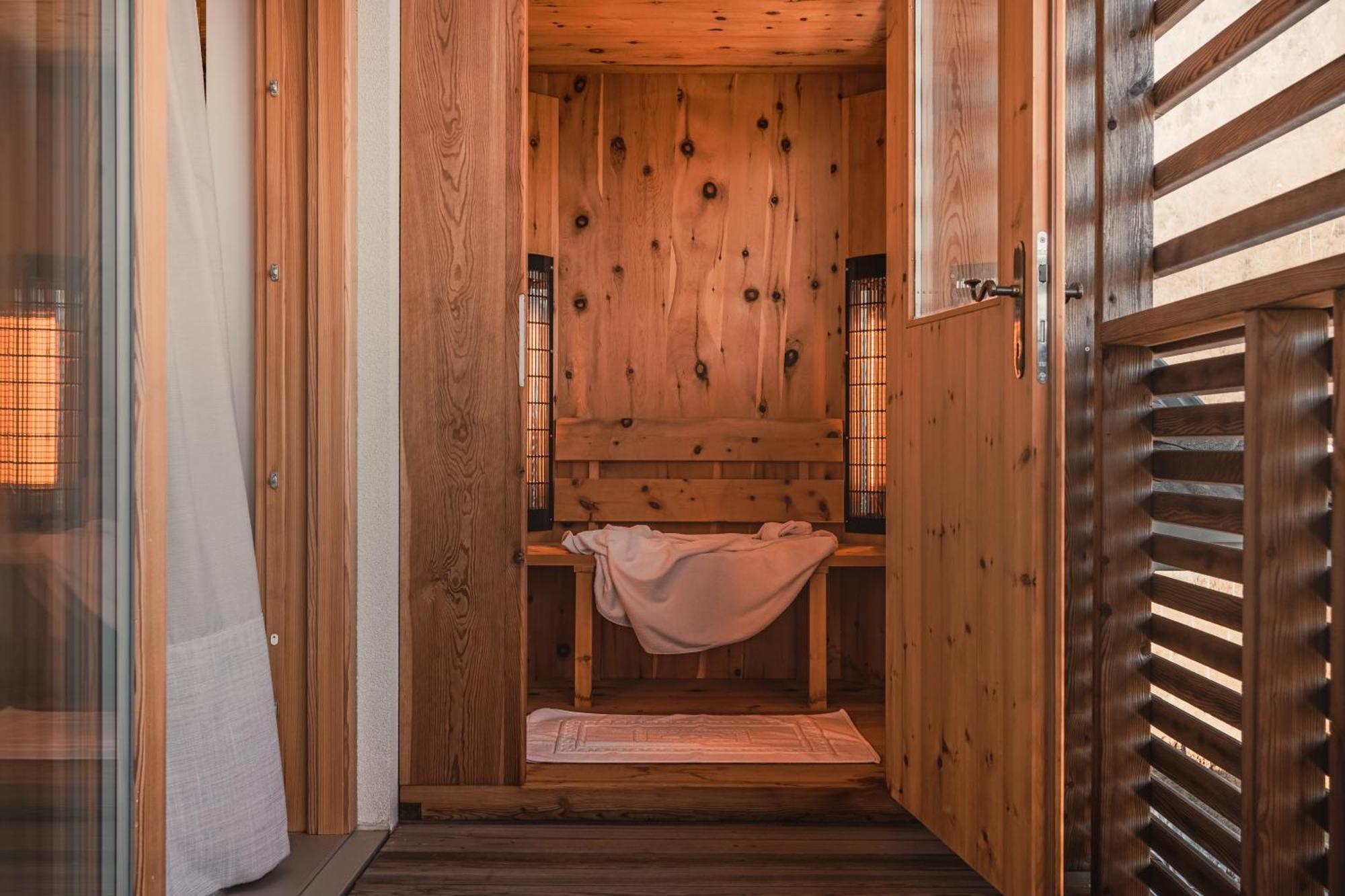 Cristallo Sport & Wellness Hotel Levico Terme Extérieur photo